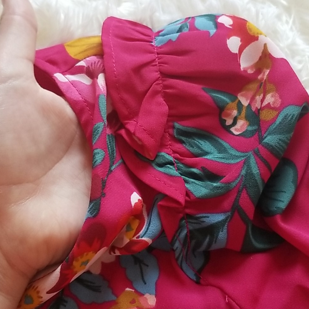 Floral blouse. - Picture 4 of 5